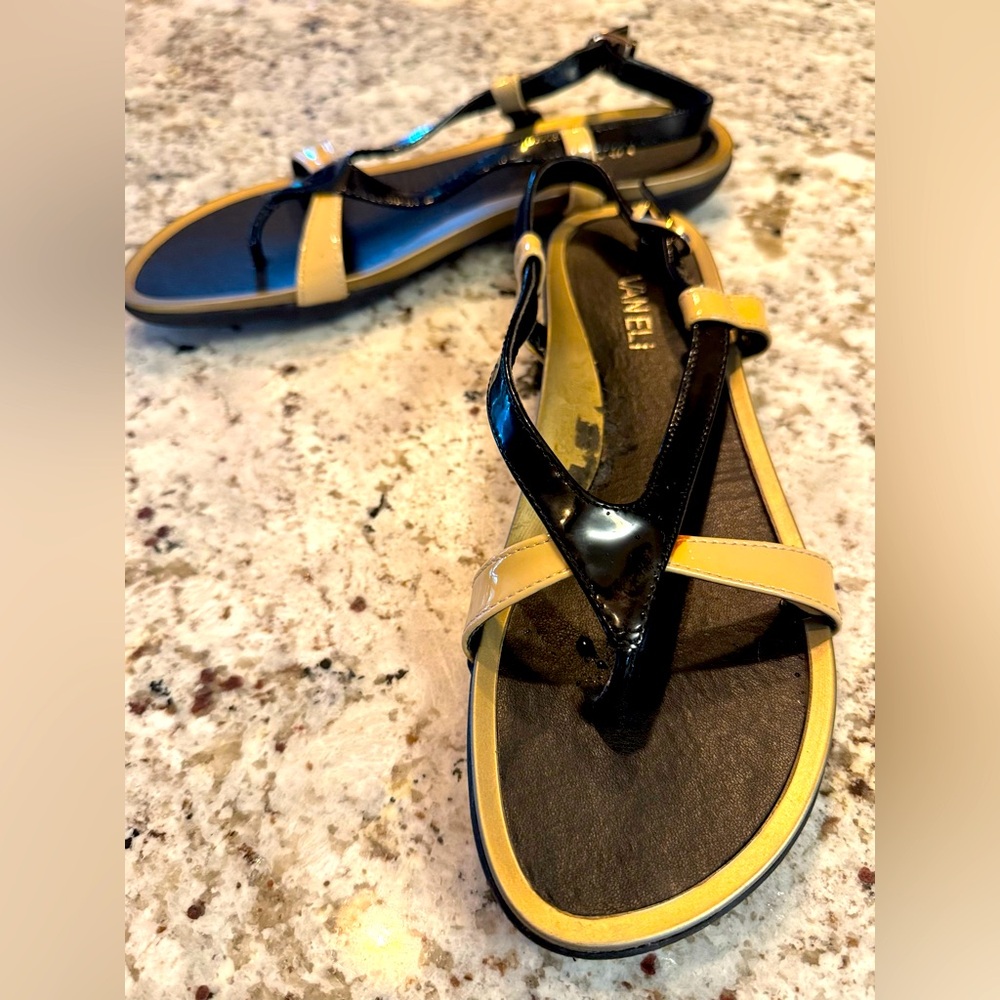 Vaneli‎ Black and Tan Strappy Sandals